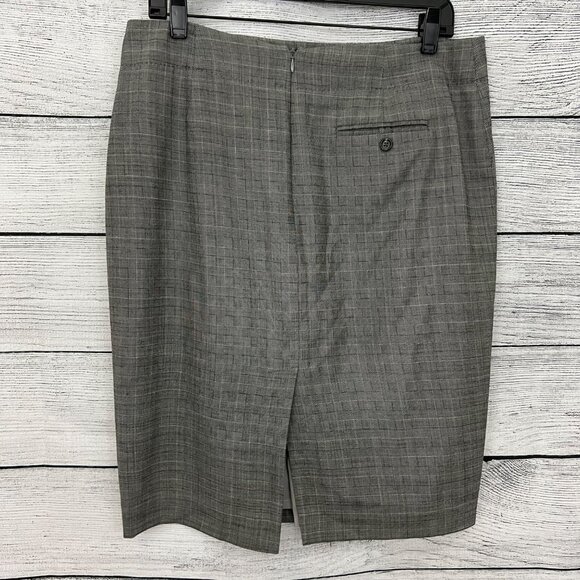 Banana Republic Gray Plaid Pencil Skirt, Size 10 - Picture 2 of 3